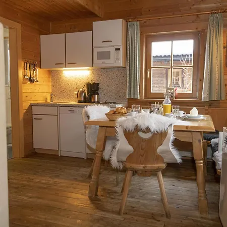 Apartment Urige Doppelhaushaelfte 12 Grafenweg